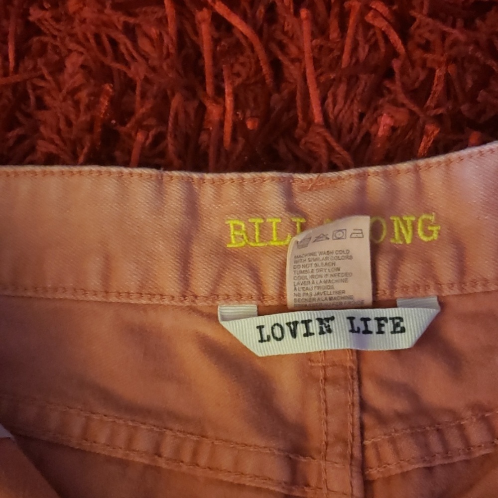 Shorts - Picture 2 of 3